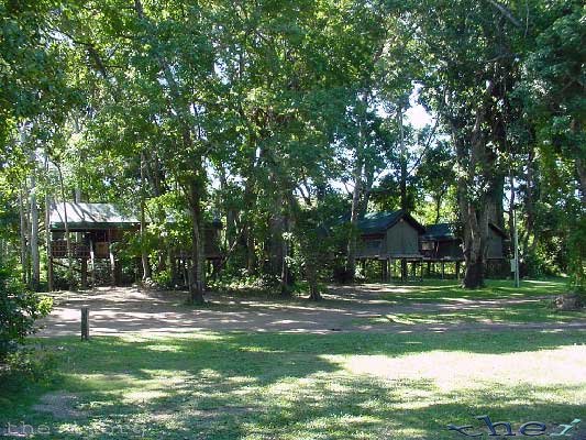 Safari Cabins, Lion’s Den Hotel