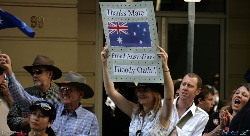 ANZAC Parade Onlookers